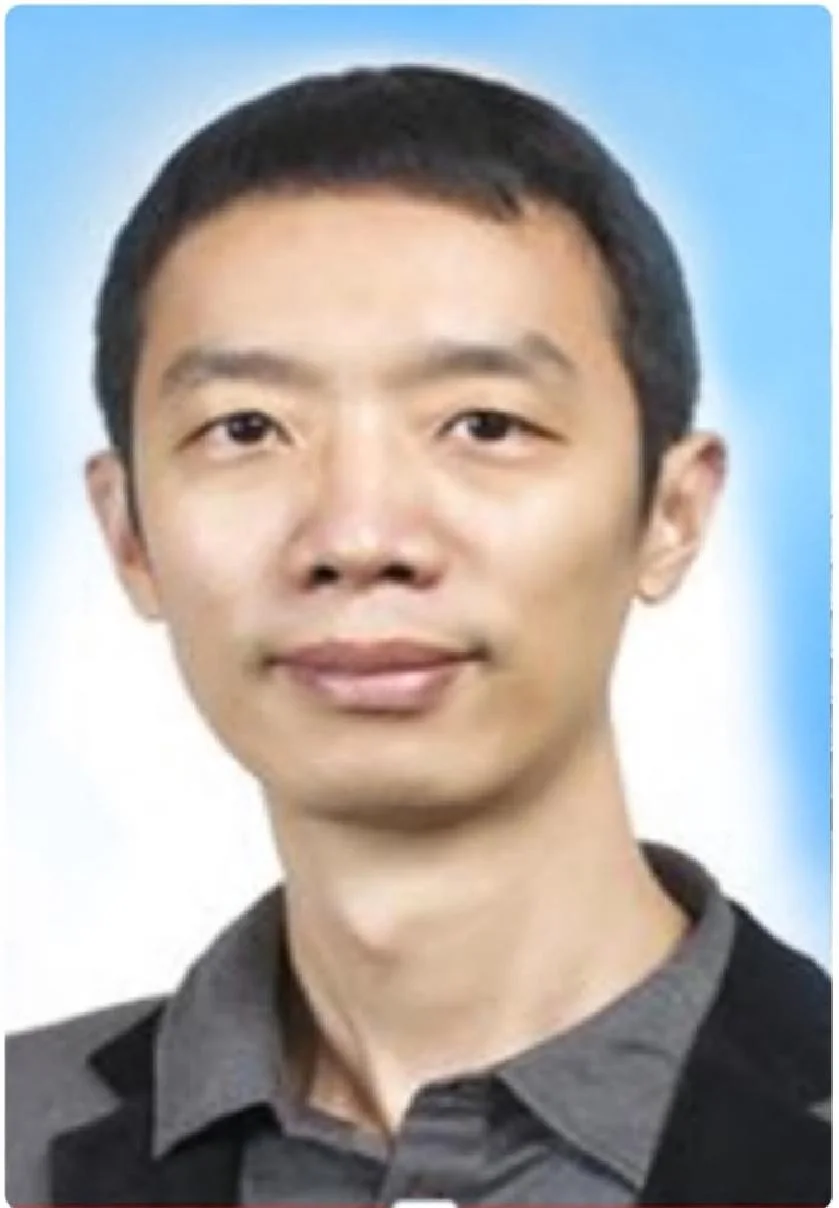 Prof. Cui Chun, cient&iacute;fico del grupo